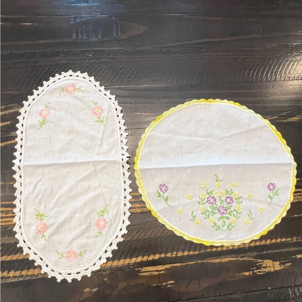 Handmade Embroidered Dresser Scarf Set Of 2 Crochet Trim Floral Colorful‎